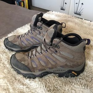 Merrill Moab 2 Viabram Hiking Boots
